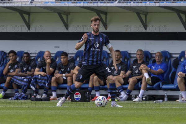 Waldhof Mannheim v FC Emmen, Netherlands (last test match in front of the start of the new season) ***On the ball: Lukas Klünter (24, Mannheim)