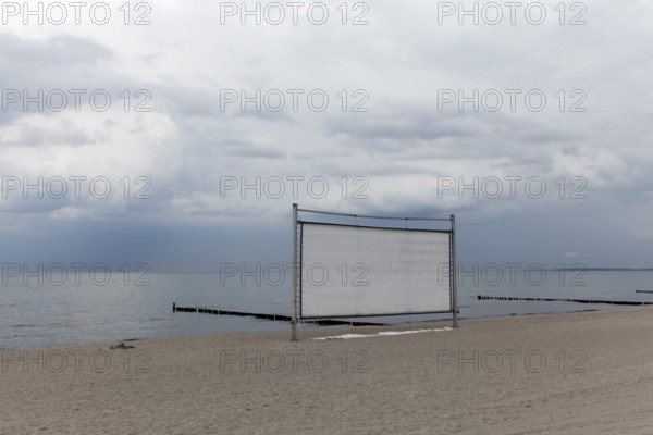Kühlungsborn beach cinema, cinema screen on the beach, cloudy sky, Baltic Sea, Mecklenburg-Western Pomerania, Germany