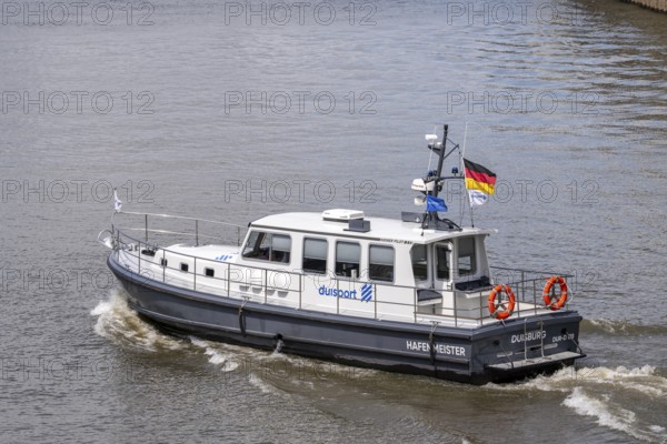 Harbour control boat, Hakon II, of the harbour master in the port of Duisburg-Ruhrort, Duisport, 500hp motorboat, built at the Siemer shipyard, Duisburg, North Rhine-Westphalia, Germany