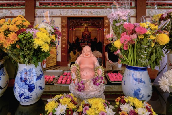 Thean Hou Temple to the Goddess Mazu, Prayers in the Intercession shrine, Kuala Lumpur, Malaysia, Asia