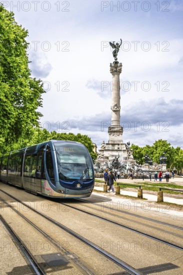 Fontaine du Char du Triomphe de la Concorde, Place des Quinconces, Bordeaux, Gironde, Nouvelle-Aquitaine, France