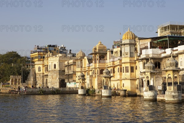 Gangaur Ghat or Gangori Ghat at Lake Pichola in the evening light, Udaipur, Rajasthan, India