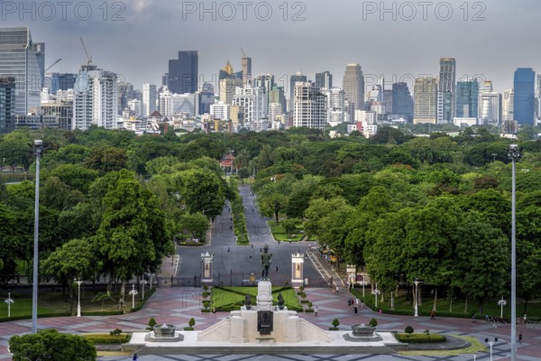 Skyline Lumphini Park, Bangkok, Thailand