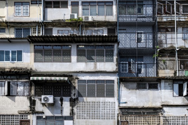 Dilapidated building facade, Bangkok, Thailand