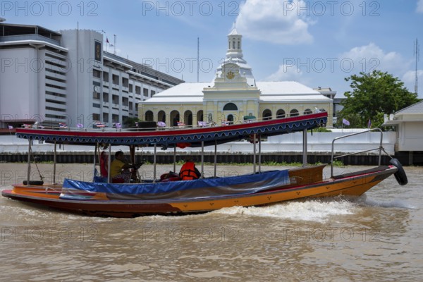Boat Chao Phraya River, Bangkok, Thailand