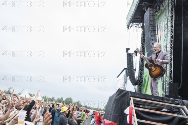 Dave King, singer of Flogging Molly at the Highfield Festival on Sunday, Störmthaler See, 18.08.2024