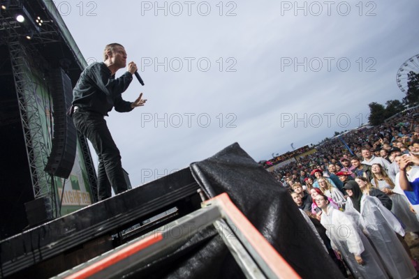 Björn Dixgård, singer and guitarist of Mando Diao at the Highfield Festival on Sunday, Störmthaler See, 18/08/2024