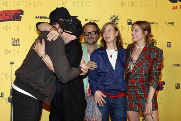 Marc Hosemann, Milan Peschel, Oliver Rihs, Jule Böwe and Jella Haase at the #SchwarzeSchafe premiere at the cinema in the Kulturbrauerei on 15.7.2025 Berlin