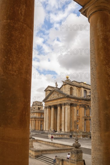 Blenheim Palace, the largest non-royal aristocratic residence in Great Britain, built by Queen Anne as a reward for John Churchill, 1st Duke of Marlborough. The imposing baroque palace is located in the English county of Oxfordshire on the River Glyme, a UNESCO World Heritage Site, England, United Kingdom