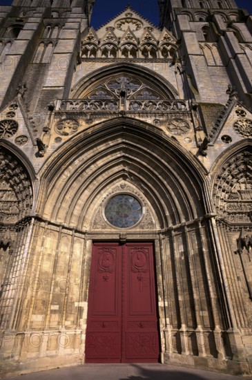 Main portal, west façade, Cathédrale Notre-Dame de Bayeux, Bayeux, Normandy, Calvados, France