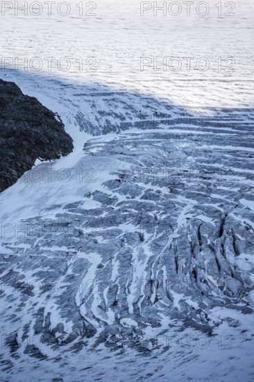 Crevasses, detail, structure, Übeltalferner glacier, Stubai Alps, South Tyrol, Italy