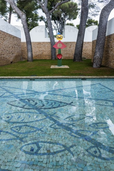 Museum, Fondation Maeght, artist Georges Braque, St. Paul de Vence, Provence Alpes Côte d'Azur, South of France, France