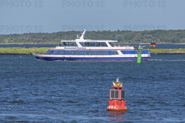 Excursion boat Hanseatic City of Rostock, Warnow, Warnemünde, Rostock, Mecklenburg-Vorpommern, Germany