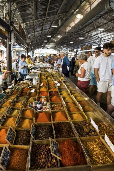 Market stall with spices, market hall, Marche Provencal, Antibes, Provence Alpes Côte d'Azur, South of France, France
