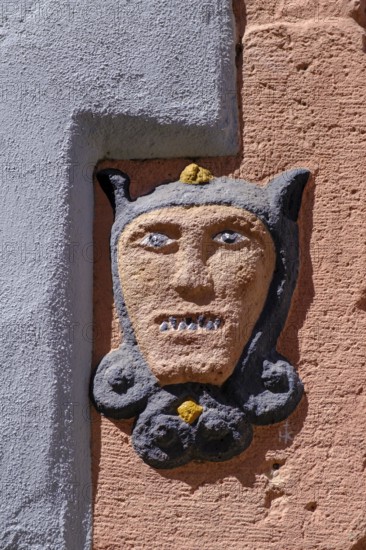 Detail on the house wall, devil, half-timbered houses, alleys, Metzgergasse, Aschaffenburg am Main, Lower Franconia, Franconia, Germany