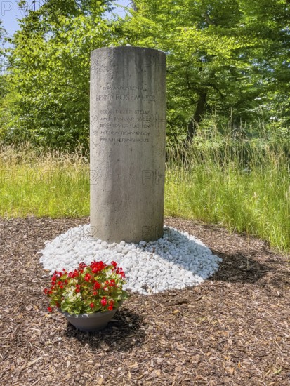 Free-standing stone column Monument with inscription in memory of Bernd Rosemeyer, racing driver killed in an accident on this spot in 1938, Mörfelden-Walldorf, Hesse, Germany