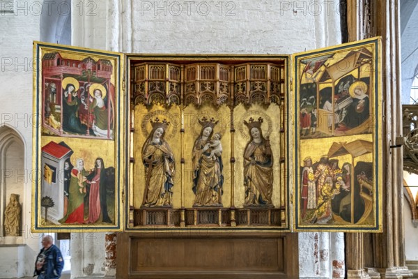 Altar of the Stecknitzfahrer in the interior of LÃ¼beck Cathedral, Hanseatic City of LÃ¼beck, Schleswig-Holstein, Germany
