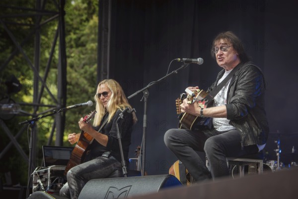 Uwe Hassbecker (Silly) and Maschine live at the Berliner Rundfunk 91.4 Open Air at the Berlin ParkbÃ¼hne Wuhlheide on 05.07.2025