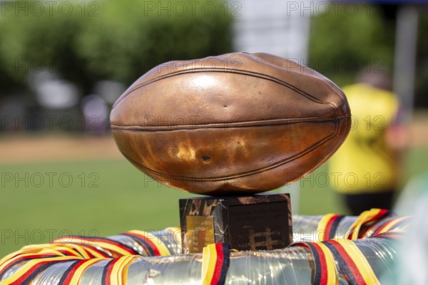 Rugby Bundesliga, 2024/25 season, final for the German championship: SC Frankfurt 1880 against TSV Handschuhsheim***Picture: The championship trophy is ready for presentation