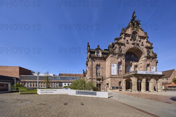 Nuremberg State Theatre, architect Christian Heinrich Seeling, theatre, opera, trees, blue sky, cirrostratus clouds, Richard-Wagner-Platz, Nuremberg, Middle Franconia, independent city, Bavaria, Germany