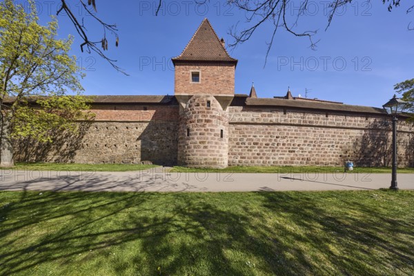 Old town, city fortification, city wall, defence defence tower, footpath, tree, lawn, lantern, blue sky, Frauentor wall, Spittlertorzwinger, Nuremberg, Middle Franconia, independent city, Bavaria, Germany