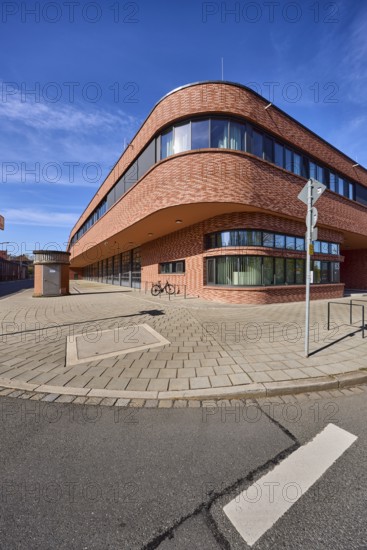 Fire Station 1, modern architecture, street, footpath, pavement slabs, asphalt, blue sky, cirrostratus clouds, intersection ReutersbrunnenstraÃŸe with MannertstraÃŸe, Nuremberg, Middle Franconia, independent city, Bavaria, Germany