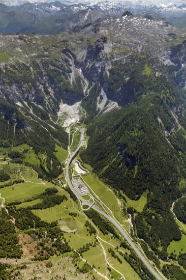 Tauern Tunnel, RadstÃ¤dter Tauern, north portal, Flachauwinkl, the south portal near Zederhaus, Mosermandl, PleiÃŸlingkeil, main ridge, Alps, tunnel, traffic route, axis, aerial view, Austria