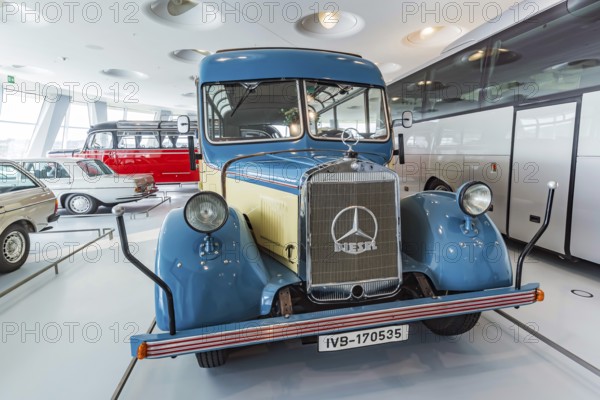Mercedes-Benz O 2600 all-weather touring coach from 1940. The Mercedes-Benz Museum in Stuttgart presents a journey through the automotive history of the global corporation. The history of the Mercedes star begins with the first automobile in 1886. Stuttgart, Baden-WÃ¼rttemberg, Germany