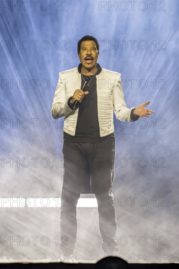 Lionel Richie live on Say Hello To The Hits 2025 Tour at the Berlin Uber Arena on 03.07.2025