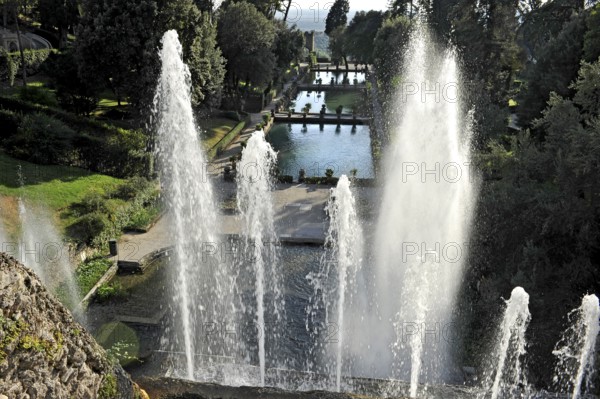 Neptune Fountain, Fontana di Nettuno, fish ponds, Renaissance garden of Villa d'Este, water features, fountains, UNESCO World Heritage Site, Tivoli, metropolitan city of Rome, Lazio, Italy