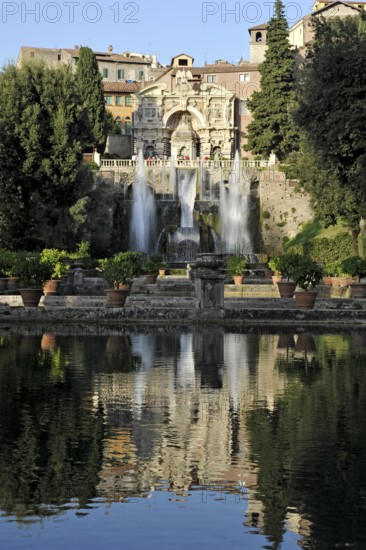 Fish ponds, Neptune Fountain, Fontana di Nettuno, Fountain of the Hydraulic Organ, Fontana dell'Organo, Renaissance garden of Villa d'Este, water features, fountains, UNESCO World Heritage Site, Tivoli, Metropolitan City of Rome, Lazio, Italy