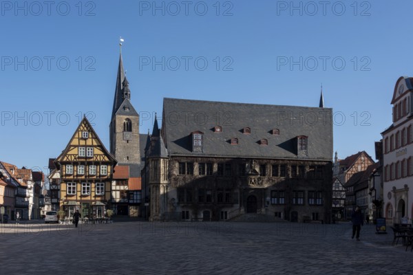 Historic town hall, behind it St Benedikti church, market square of the UNESCO World Heritage town, Quedlinburg, Saxony-Anhalt, Germany