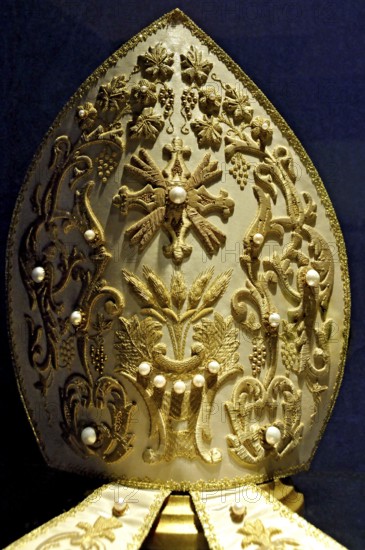 Mitre with embroidery in gold with pearls, liturgical headdress from Rome, 19th century, Museum of the Benedictine Abbey of Montecassino, Monte Cassino, Cassino, Frosinone, Lazio, Italy
