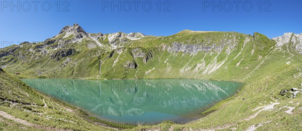 Lake Engeratsgundsee, mountain range between Oberstdorf and Bad Hindelang, Allgaeu, Bavaria, Germany