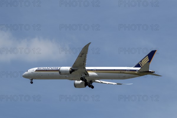 Aircraft Singapore Airlines, 9V-SCL, Boeing 787-10 Dreamliner