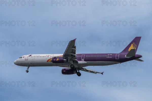 Aircraft Cambodia Angkor Air, XU-350, Airbus A321-200