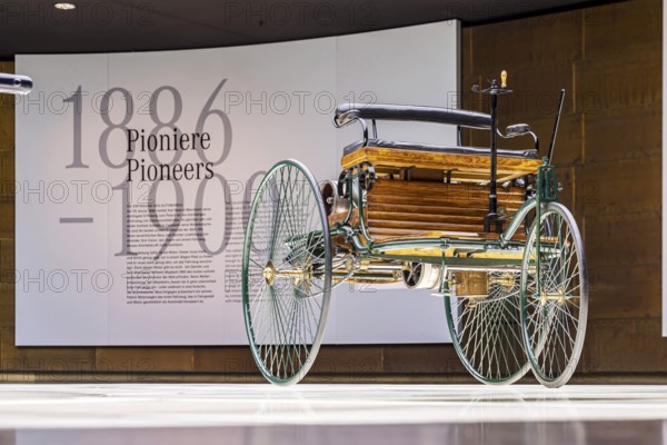 Benz Patent Motor Car from 1886 - the world's first petrol car. The Mercedes-Benz Museum in Stuttgart presents a journey through the automotive history of the global corporation. The history of the Mercedes star begins with the first automobile in 1886. 160 vehicles are on display. Stuttgart, Baden-WÃ¼rttemberg, Germany