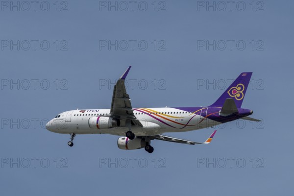 Aircraft Thai Airways, HS-TXO, Airbus A320-200