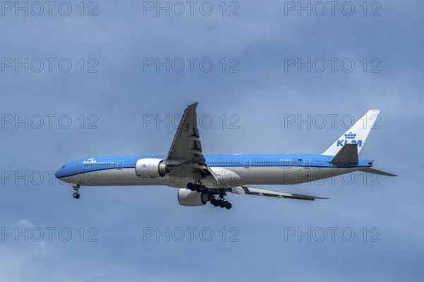 Aircraft KLM Royal Dutch Airlines, PH-BVN, Boeing 777-300ER