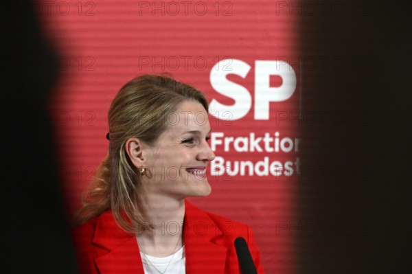 Sonja Eichwede, one of the deputy chairs of the SPD parliamentary group, making a press statement in front of the parliamentary group meeting room in the Reichstag