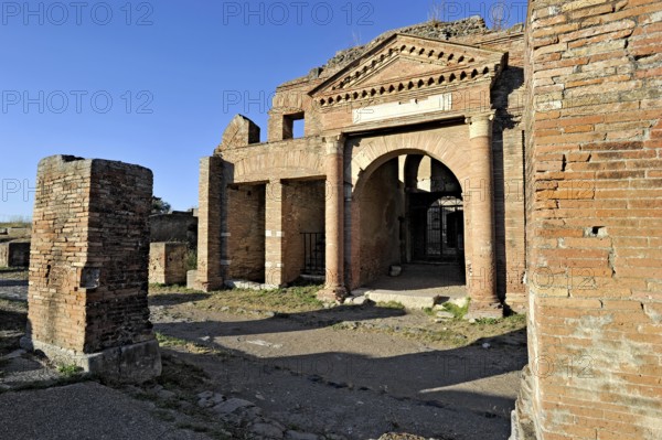 Ruins of the Horreum of Epagathus and Epaphroditus, Horrea Epagathiana et Epaphroditiana, warehouse, warehouse, ancient port city of Rome, excavation site Archaeological Park Ostia Antica, metropolitan city of Rome, Lazio, Italy