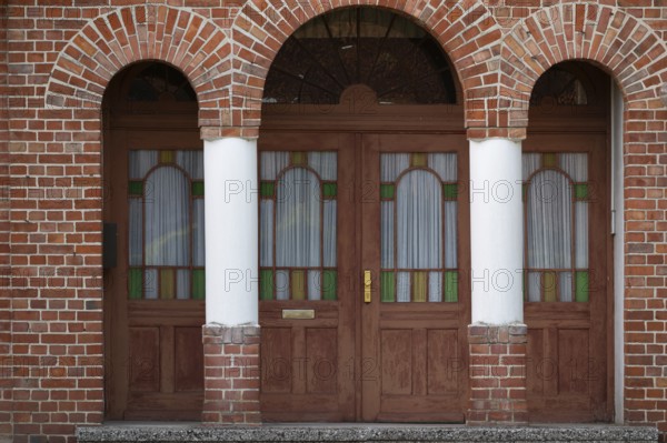 View of the entrance area of a farmhouse, Böhme, Heidekreis, Rethem Aller, Leine Aller Tal, Lower Saxony, Germany