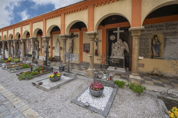 Grave arcades on the parish church of St Peter and Paul, KirchstraÃŸe 25, Telfs, Austria