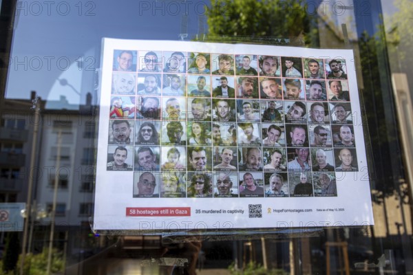 Synagogue Mannheim: Notice with pictures of 58 hostages still held captive in Gaza, dated 12 May 2025