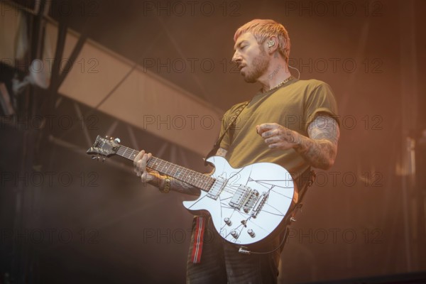 Zacky Vengeance, guitarist of Avenged Sevenfold live at the Zitadelle Spandau in Berlin on 21/06/2025