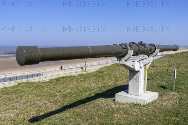 WWI German coincidence rangefinder, stereoscopic rangefinder at Atlantikwall Raversyde, Atlantic Wall open-air museum at Raversijde, Belgium