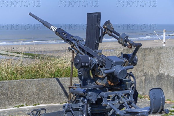 2 cm FLAK 28 Oerlikon, German anti-aircraft gun at WW2 Saltzwedel-neu Battery, Raversyde Atlantikwall, Atlantic Wall, Raversijde, Flanders, Belgium