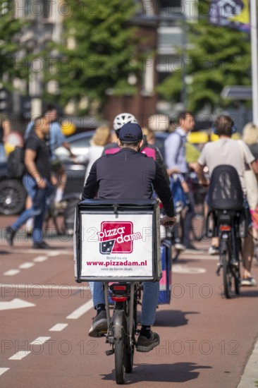 Cycling in the Netherlands, Utrecht, Pizza Bote, delivery service