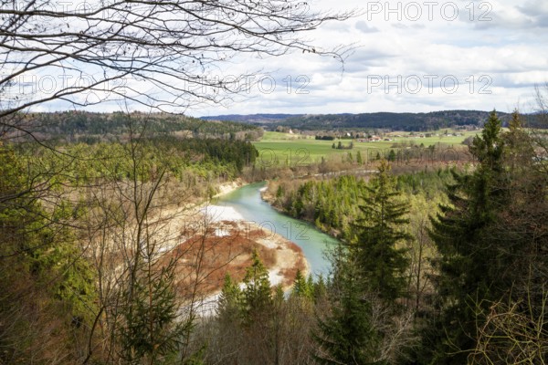View from Malerwinkel near Königsdorf into the Isar Valley in spring, Isar cycle path, Upper Bavaria, Germany