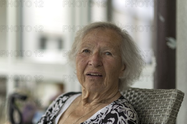 86-year-old woman, retirement home, Jettingen, Baden-Württemberg, Germany